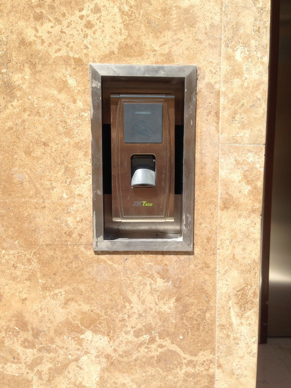 MA300-ID Parmak İzi Terminali Montaj Görüntüleri